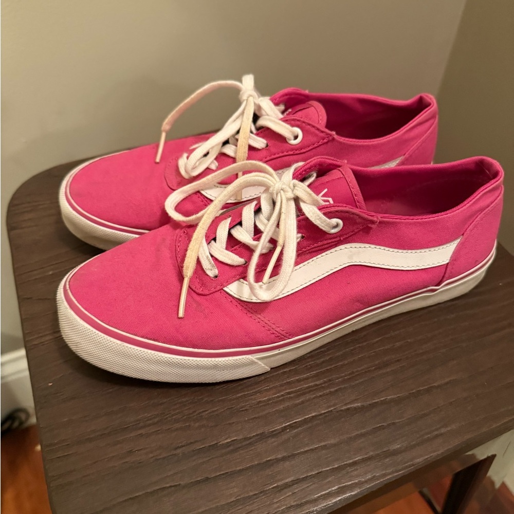 Vans Pink Low-Top Canvas women’s size 9